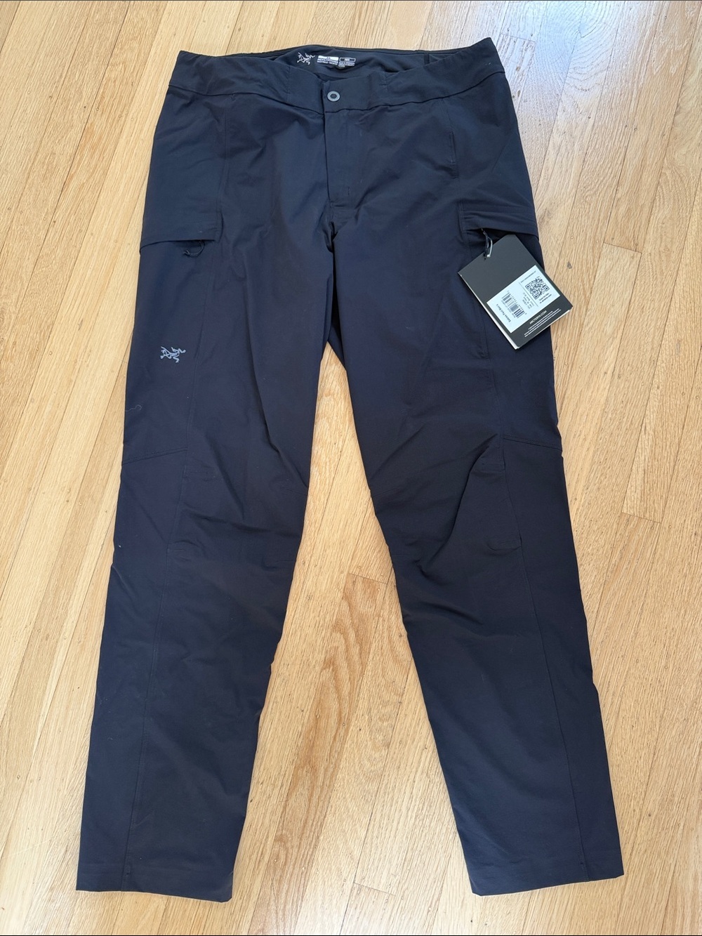 Arc'teryx Men’s Black Sabreo Pants size 36